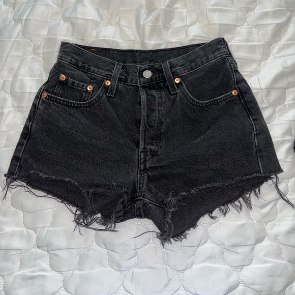 Black Levi Shorts - Picture 1 of 5